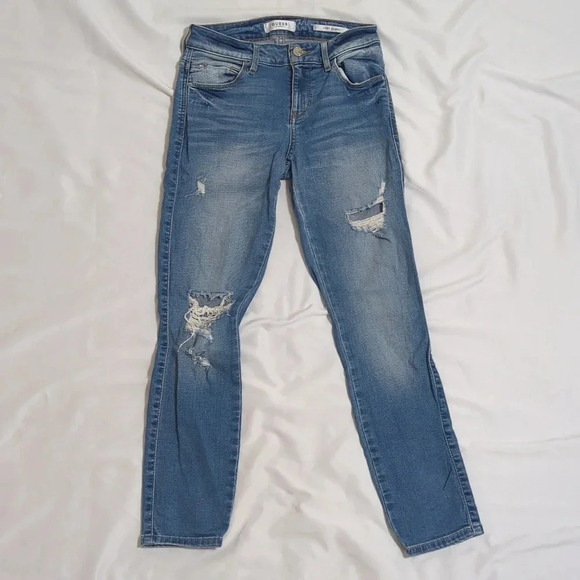 GUESS Distressed Mid-Rise Sexy Curve Skinny Jeans, Color Mid Wash Size 25 - Picture 1 of 16